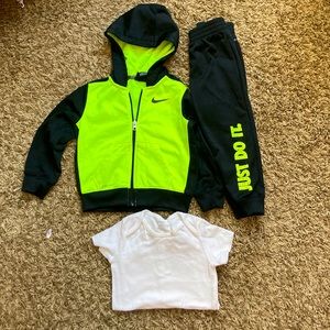 Toddler Nike tracksuit W/ white onsie